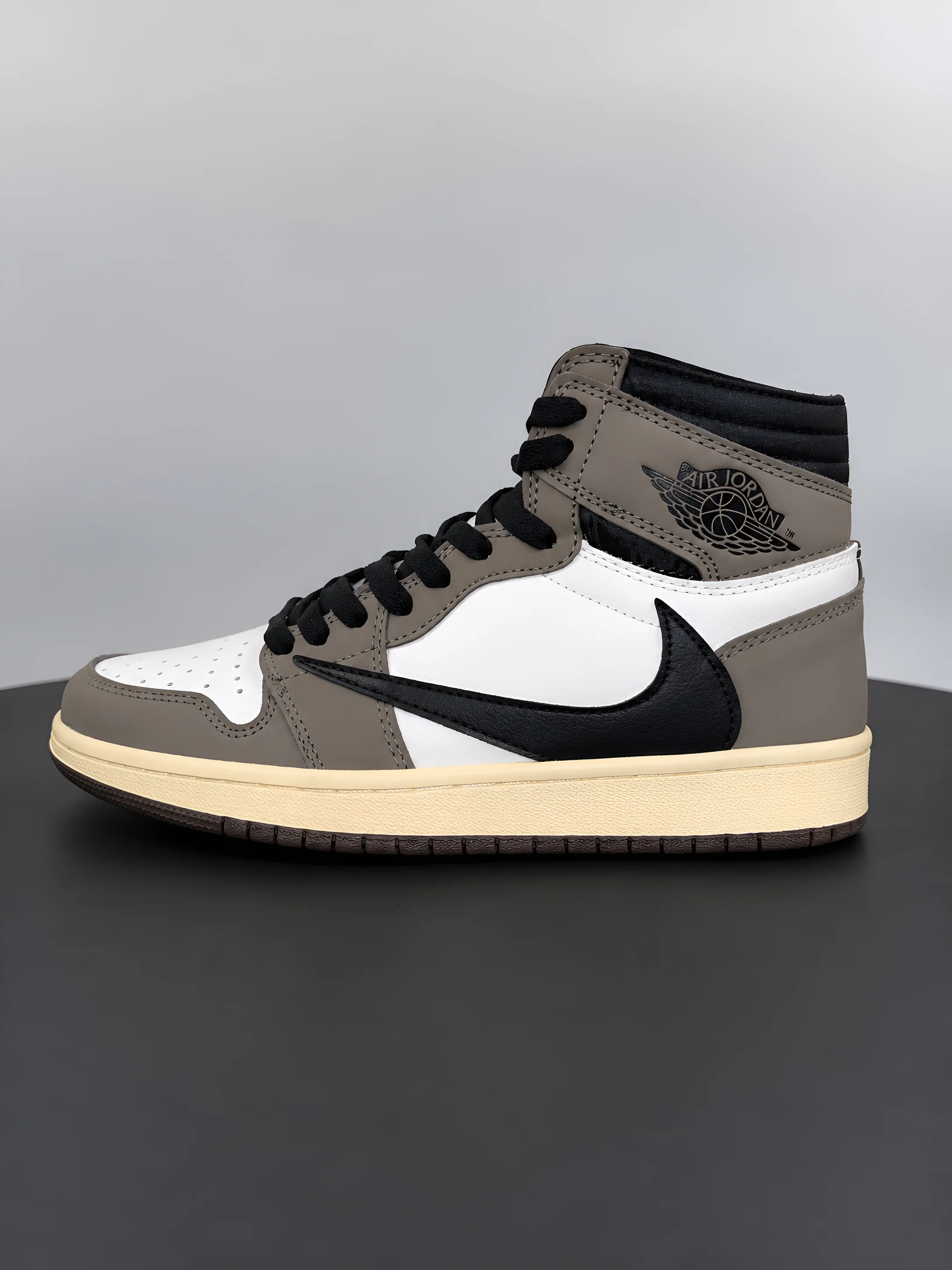 Jordan 1 Retro High Travis